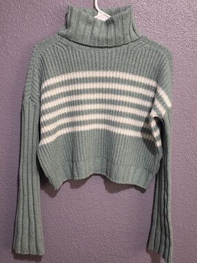 SO Mint Green & White Striped Cropped Turtleneck Sweater